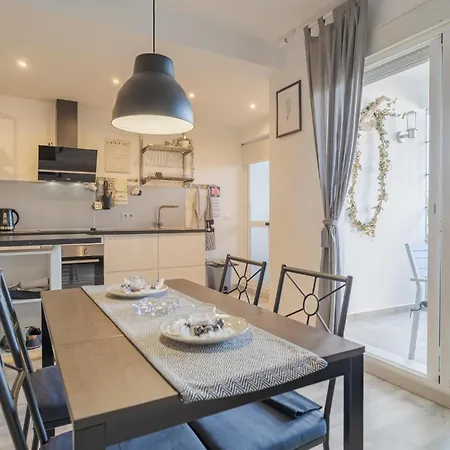 Gorgeous In With Kitchen Apartmán
